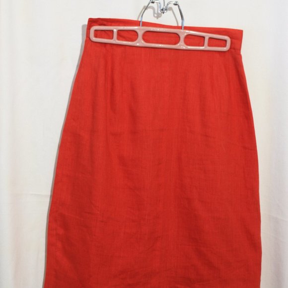 Chris Santagato 100% Linen Skirt Suit. (2 pcs) - Picture 4 of 7